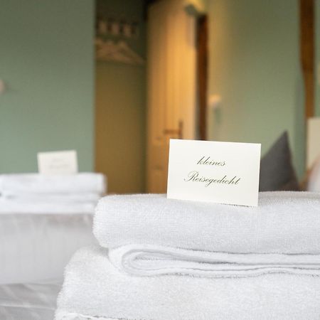 Boutique-Hotel Stadtherberge เวทซ์ลาร์ ภายนอก รูปภาพ