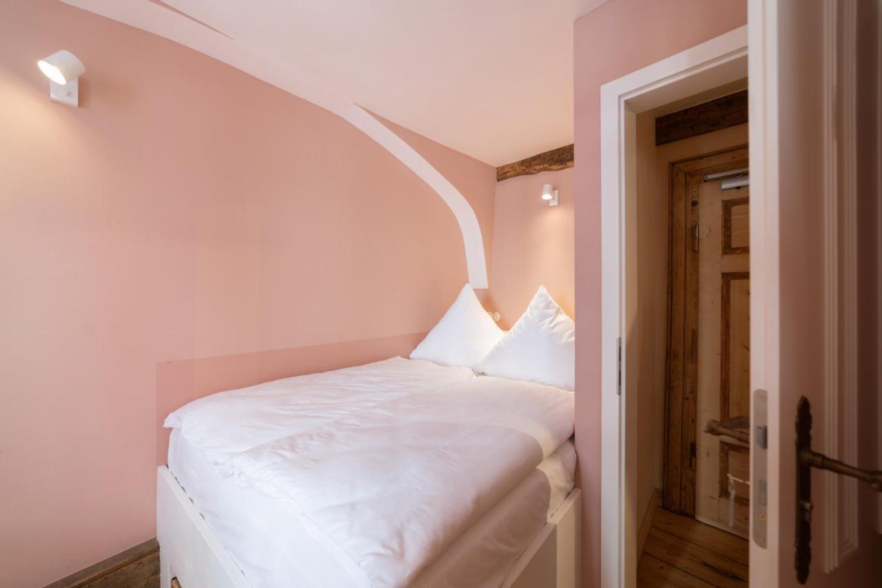 Boutique-Hotel Stadtherberge เวทซ์ลาร์ ภายนอก รูปภาพ