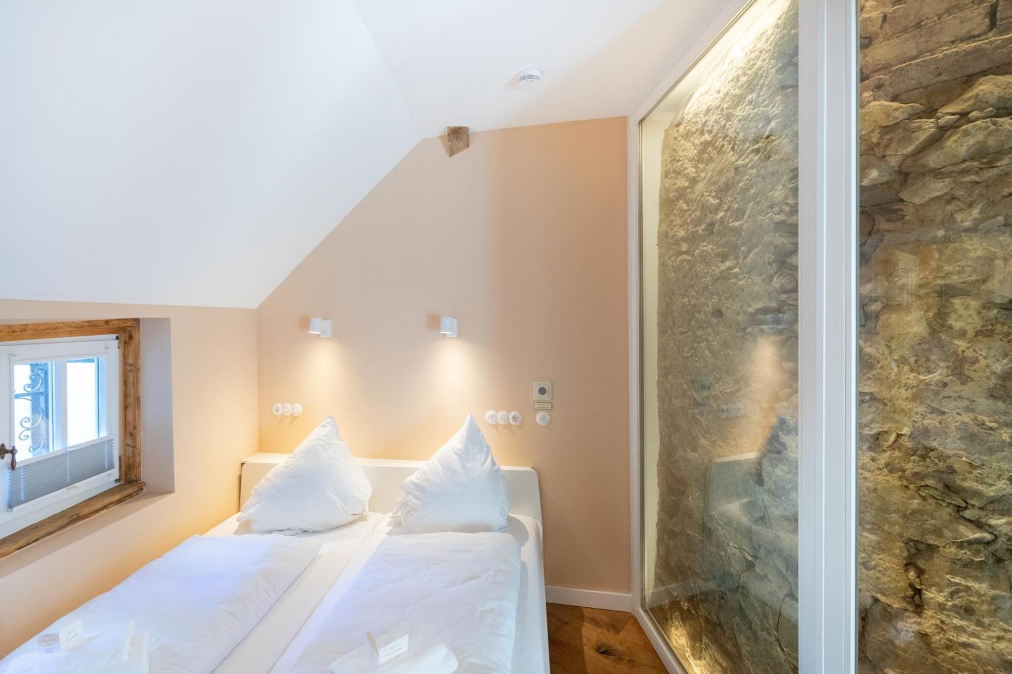 Boutique-Hotel Stadtherberge เวทซ์ลาร์ ภายนอก รูปภาพ