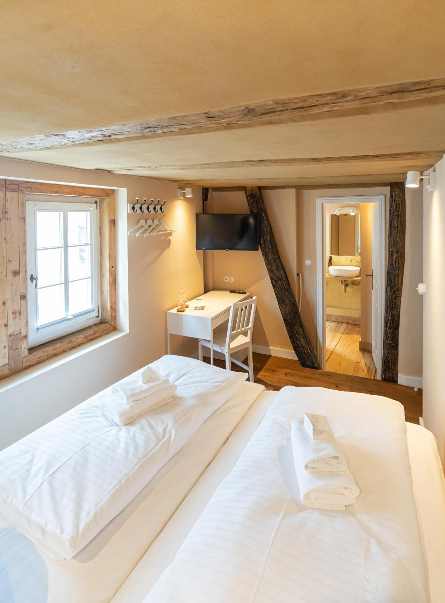 Boutique-Hotel Stadtherberge เวทซ์ลาร์ ภายนอก รูปภาพ