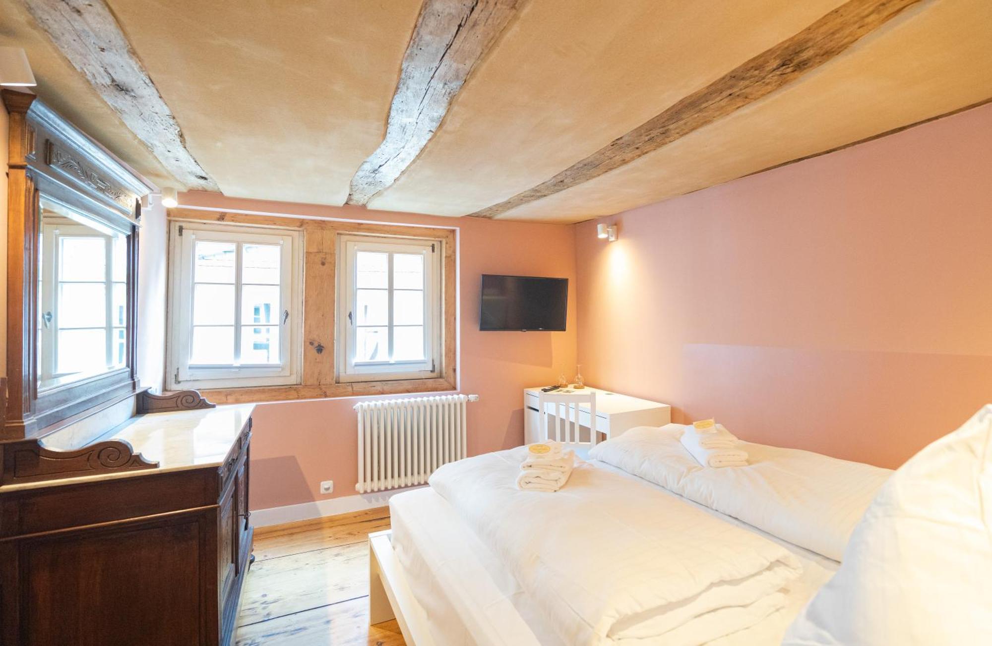 Boutique-Hotel Stadtherberge เวทซ์ลาร์ ภายนอก รูปภาพ